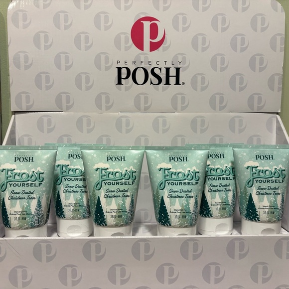 Perfectly Posh Frost Yourself Hand Crème - Picture 3 of 3